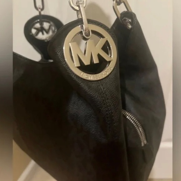 Michael Kors Large Fulton Logo Handbag - Picture 6 of 8